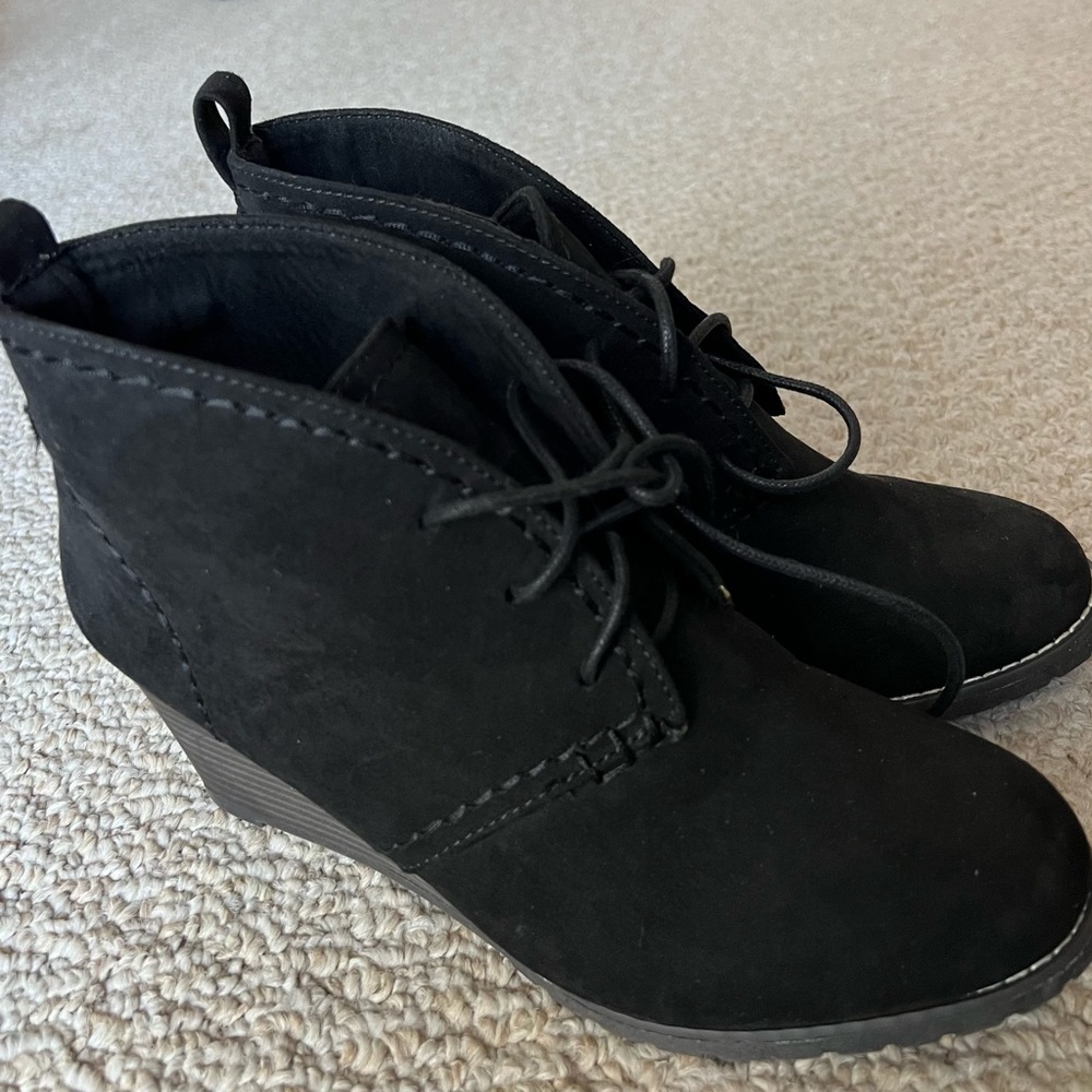 Sonoma Faux Suede Black Ankle Booties Size 7.5